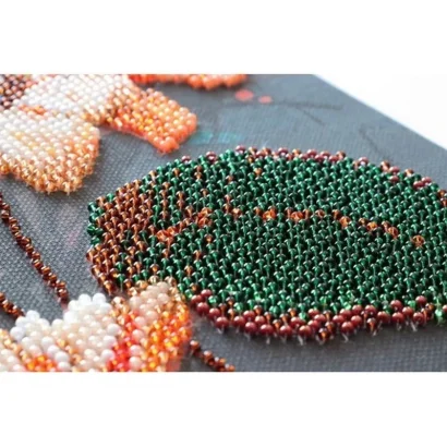 Набір для вишивання бісером "Дарунок сонця" AB-919 на натуральному холсті 