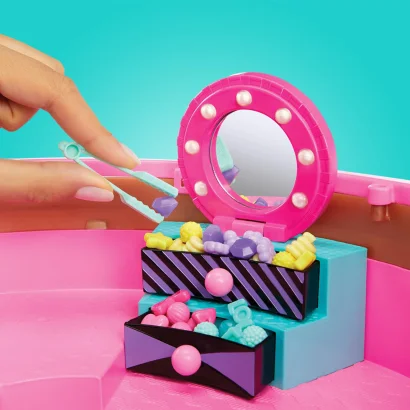 Ігровий набір з лялькою L.O.L. SURPRISE! – САЛОН ФЕЄРИЧНИХ ЗАЧІСОК З НАМИСТИНОК