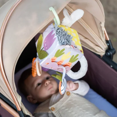 Розвиваюча іграшка-кубик колекції "Садочок у місті" - ЇЖАЧОК І БУРЯЧОК