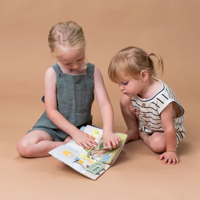 Розвивальна м'яка книжка колекції "Садочок у місті" &ndash; БІЗІБУК ЗАЙЧЕНЯТКА