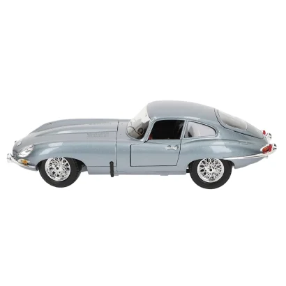 Автомодель - JAGUAR E-TYPE COUPE (1961) (1:18)