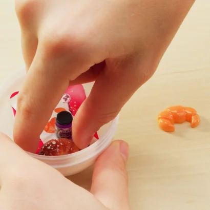 Дисплей ігрових наборів із сюрпризом Mini World - ПІКНІК (24 шт.)