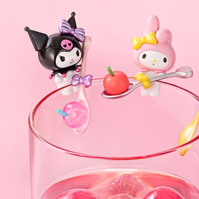 Фігурка-сюрприз POP TOP HELLO KITTY ТА ДРУЗІ &ndash; ВИШЕНЬКИ (в ас.)