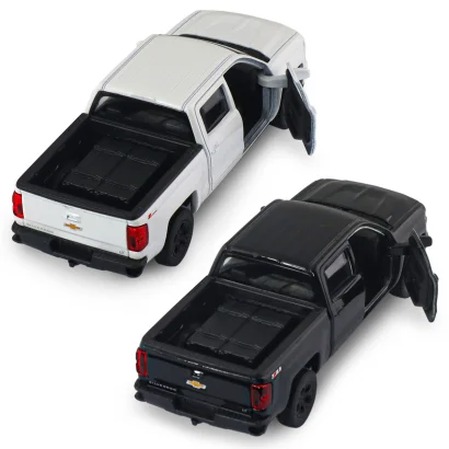 Автомодель - CHEVROLET SILVERADO 2017 (перламутрово-білий, чорний)