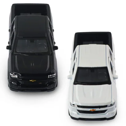 Автомодель - CHEVROLET SILVERADO 2017 (перламутрово-білий, чорний)