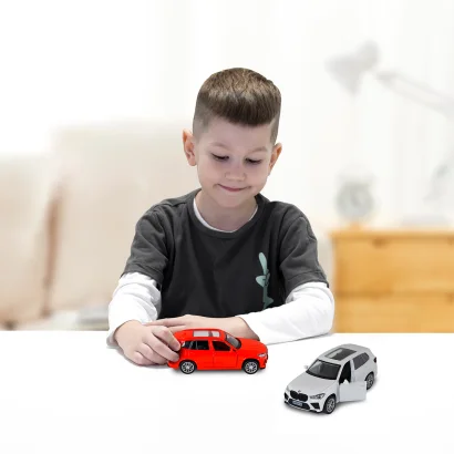 Автомодель &ndash; BMW X5 M (білий, червоний)