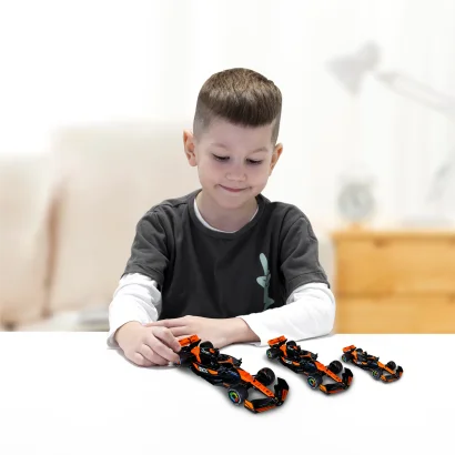 Автомодель - MCLAREN F1 (2024) (1:18)