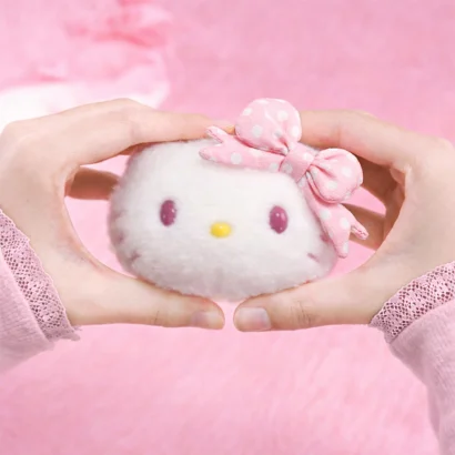 М&rsquo;яка іграшка-сюрприз POP TOP HELLO KITTY &ndash; ЗІРКОВИЙ СТИЛЬ (в ас.)