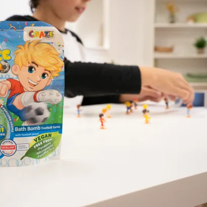 Ароматна бомбочка для ванни з іграшкою Inkee - ФУТБОЛ (у диспл., в асорт.)
