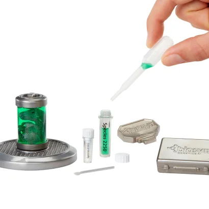 Ігровий набір MINIVERSE серії "Jurassic World" &ndash; СТВОРИ ДИНОЗАВРА (в асорт., в дисп.)