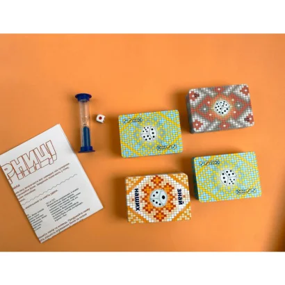 Настільна гра для компанії "Вечорниці" 8878-VCHR Укр