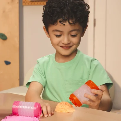 Плавуча маса для ліплення, що не засихає, WONDER FACTORY &ndash; СВІТ ФАНТАЗІЙ (в асорт., в дисп.)