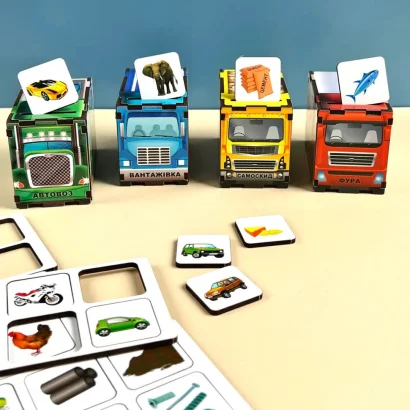 Дерев'яна настільна гра "Автопарк" Ubumblebees (ПСД082) PSD082 сортер-комодик