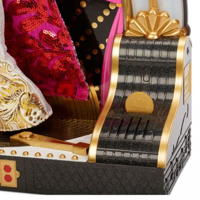 Ігровий набір з колекційною лялькою L.O.L. SURPRISE! серії &quot;O.M.G. Remix&quot; - СЕЛЕБРІТІ