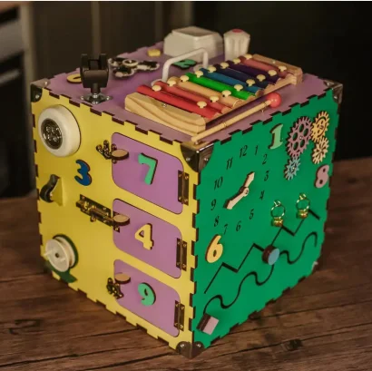 Розвиваюча іграшка Бізікуб Temple Group TG200123 30х30х30смРізнокольоровий