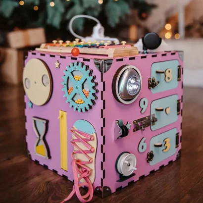 Розвиваюча іграшка Бізікуб&nbsp;Temple Group TG200132 30х30х30см&nbsp;Рожевий