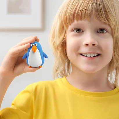 Набір пластиліну, що самостійно твердіє, ЛІПАКА &ndash; ПТАХИ: ПІНГВІН, ПАВИЧ, ТУКАН
