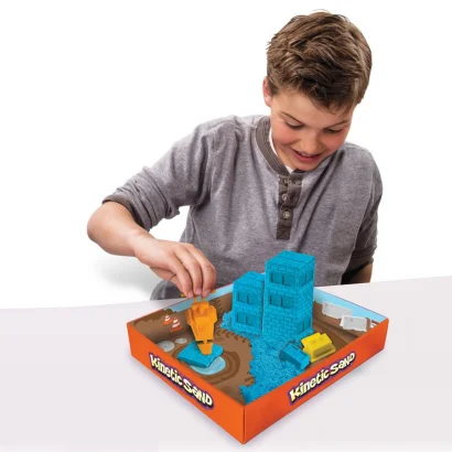 Пісок для дитячої творчості - KINETIC SAND CONSTRUCTION ZONE (блакитний, формочки, 283 г)