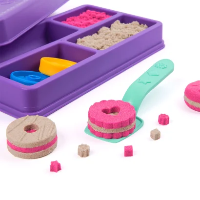 Набір піску для творчості - KINETIC SAND КОЛЬОРОВЕ ПЕЧИВО (2 кольори, 227 g, аксес.)