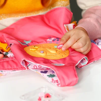 Рюкзак-кенгуру для ляльки BABY BORN серії "Pinplay" &ndash; ЯСКРАВА ПРОГУЛЯНКА