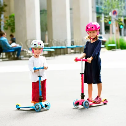 Захисний шолом MICRO - МАЛИНОВИЙ (52-56 сm, M, світло)