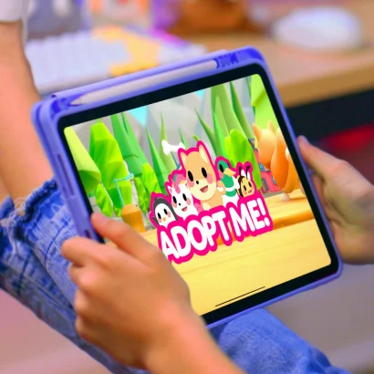 М&rsquo;яка іграшка-сюрприз в яйці ADOPT ME! S2 - КУМЕДНІ ЗВІРЯТКА (12 видів, в асорт.)