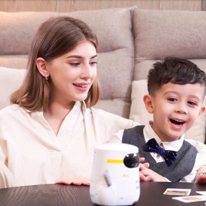 Розумний робот з сенсорним керуванням та навчальними картками - AT-ROBOT 2  (білий, озвуч.укр)