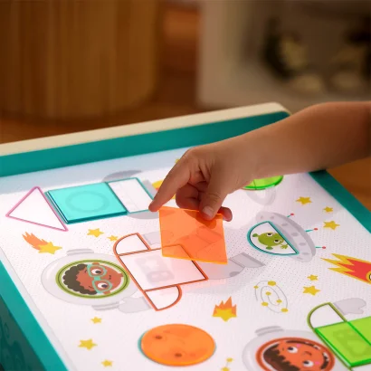 Навчальний набір зі світловим центром Look &amp; Shine&trade; &ndash; СВІТЛО ВІДКРИТТІВ