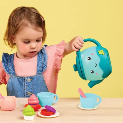 Ігровий набір – МУЗИЧНЕ ЧАЮВАННЯ (17 предметів, світло, звук)