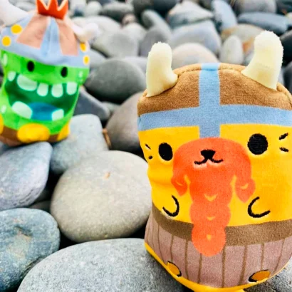 М&rsquo;яка іграшка Cats Vs Pickles 2 в 1 &ndash; КОТИК ТА ОГІРОК ВІКІНГИ