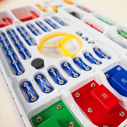 Конструктор електронний DOKA &quot;201 СХЕМА&quot;