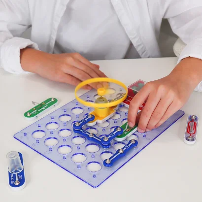 Конструктор електронний DOKA &quot;ПЕРШІ КРОКИ В ЕЛЕКТРОНІЦІ&quot; (Набір А, 15 схем)