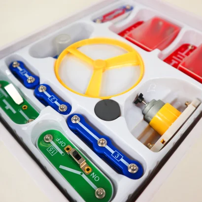 Конструктор електронний DOKA &quot;ПЕРШІ КРОКИ В ЕЛЕКТРОНІЦІ&quot; (Набір А, 15 схем)