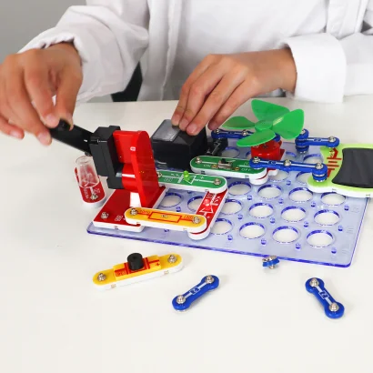 Конструктор електронний DOKA &quot;АЛЬТЕРНАТИВНА ЕНЕРГІЯ&quot; (50 схем)