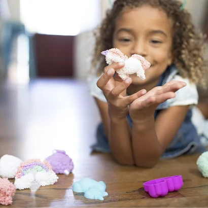 Набір кулькового пластиліну EDUCATIONAL INSIGHTS - КАЗКОВЕ КОРОЛІВСТВО (2 формочки, 4 кольори)