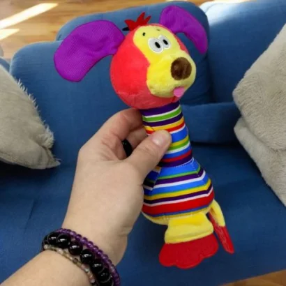 Мʼяка іграшка-брязкальце з дзвіночком, собачка