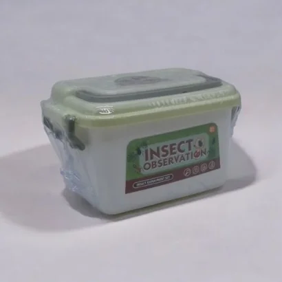 Набір для дослідів (бінокль, пробірки, пінцет, лупу, сачок, флакони з &quot;реактивами&quot;, моделі комах)в боксі
