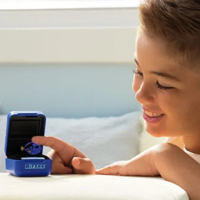 Інтерактивна іграшка з віртуальними цифровими героями Bitzee - Дісней