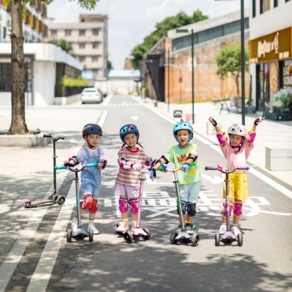 Самокат MICRO серії &quot;Maxi PRO Deluxe&quot; - РОЖЕВИЙ (до 50 kg, триколісний)