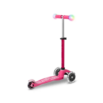 Самокат MICRO серії "Mini Deluxe Magic" &ndash; РОЖЕВИЙ (до 50 kg, триколісний, світло)