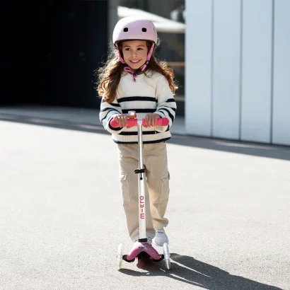 Самокат MICRO серії "Mini Deluxe Fairy Glitter LED" &ndash; РОЖЕВИЙ (до 50 kg, 3-х колісний, світло)