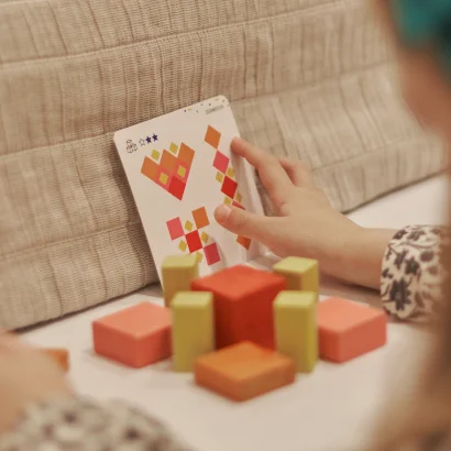 Дерев'яні кубики Частини і ціле