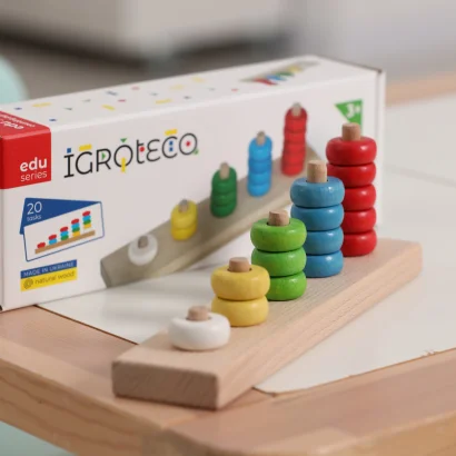 Пірамідка-рахівничка для малюків