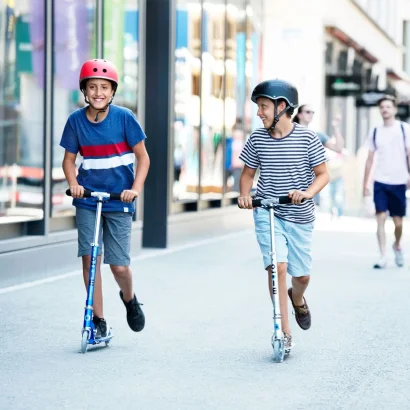 Самокат MICRO серії &quot;Sprite LED&quot; – МАТОВИЙ СРІБЛЯСТИЙ (до 100 kg, двоколісний, світло)