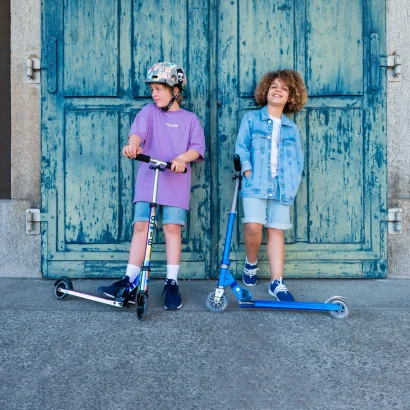 Самокат MICRO серії "Sprite LED" &ndash; НЕОХРОМ (до 100  кг (kg), двоколісний, світло)